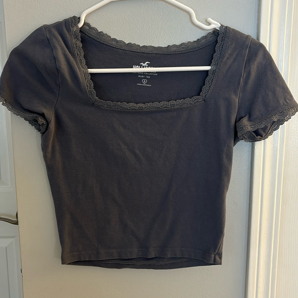 hollister lacy baby tee